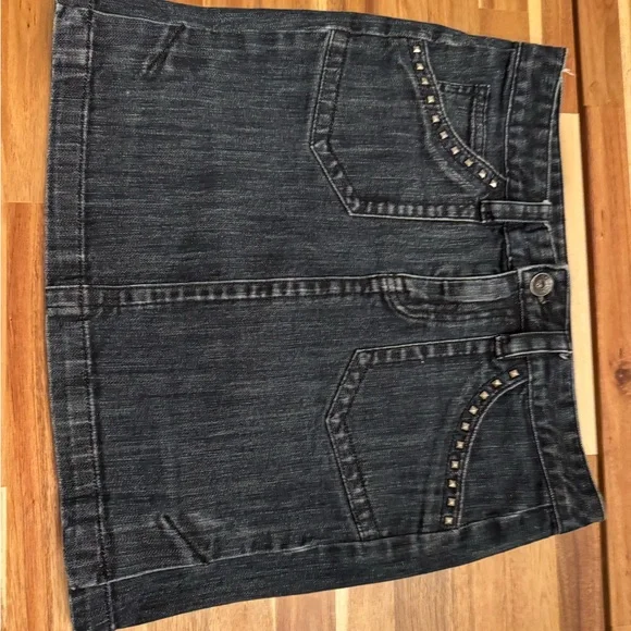 Calvin Klein Black Denim Mini Skirt size 29 ,stretchy in perfect condition - Picture 3 of 6
